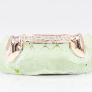 CUSTOM ONE ROW DIAMOND BAR GOLD GRILLZ